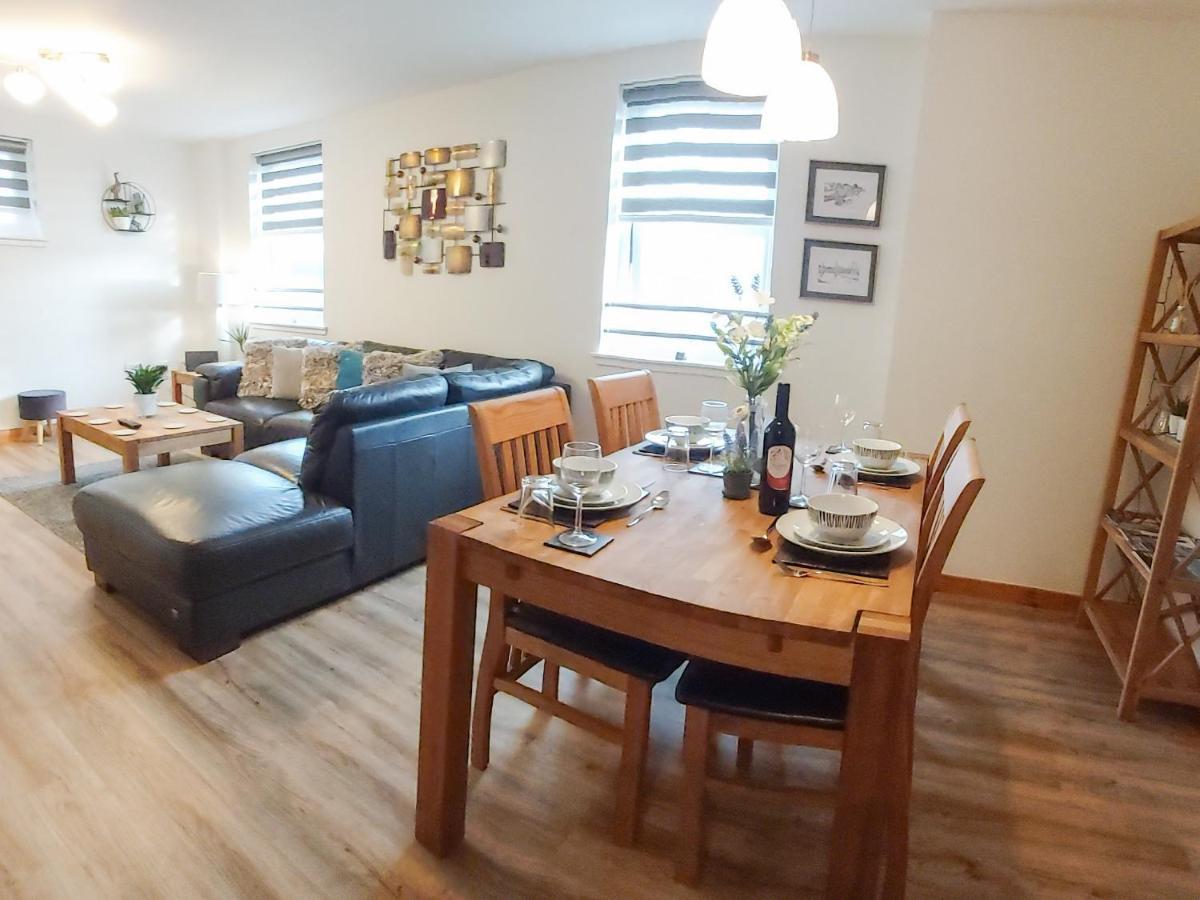 Inverness City Centre Apartment With Elevator And Google Chromecast المظهر الخارجي الصورة