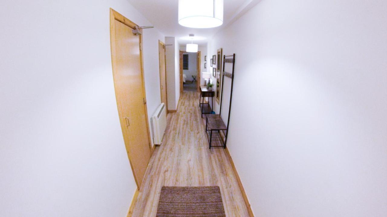 Inverness City Centre Apartment With Elevator And Google Chromecast المظهر الخارجي الصورة